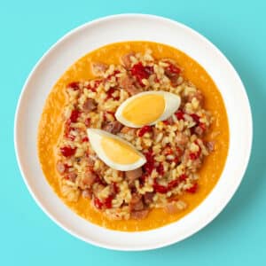 Ensalada de arroz con salmorejo