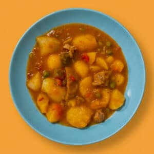 Guiso de patatas con carne (400g)